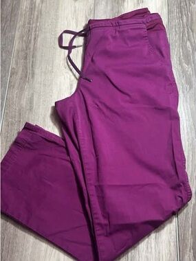 Med Couture Magenta scrub set size medium